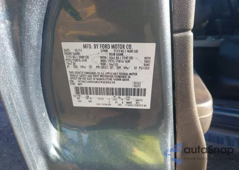 2012 Ford Escape Xlt z USA, uszkodzony, nr VIN 1FMCU9DG6CKB26218